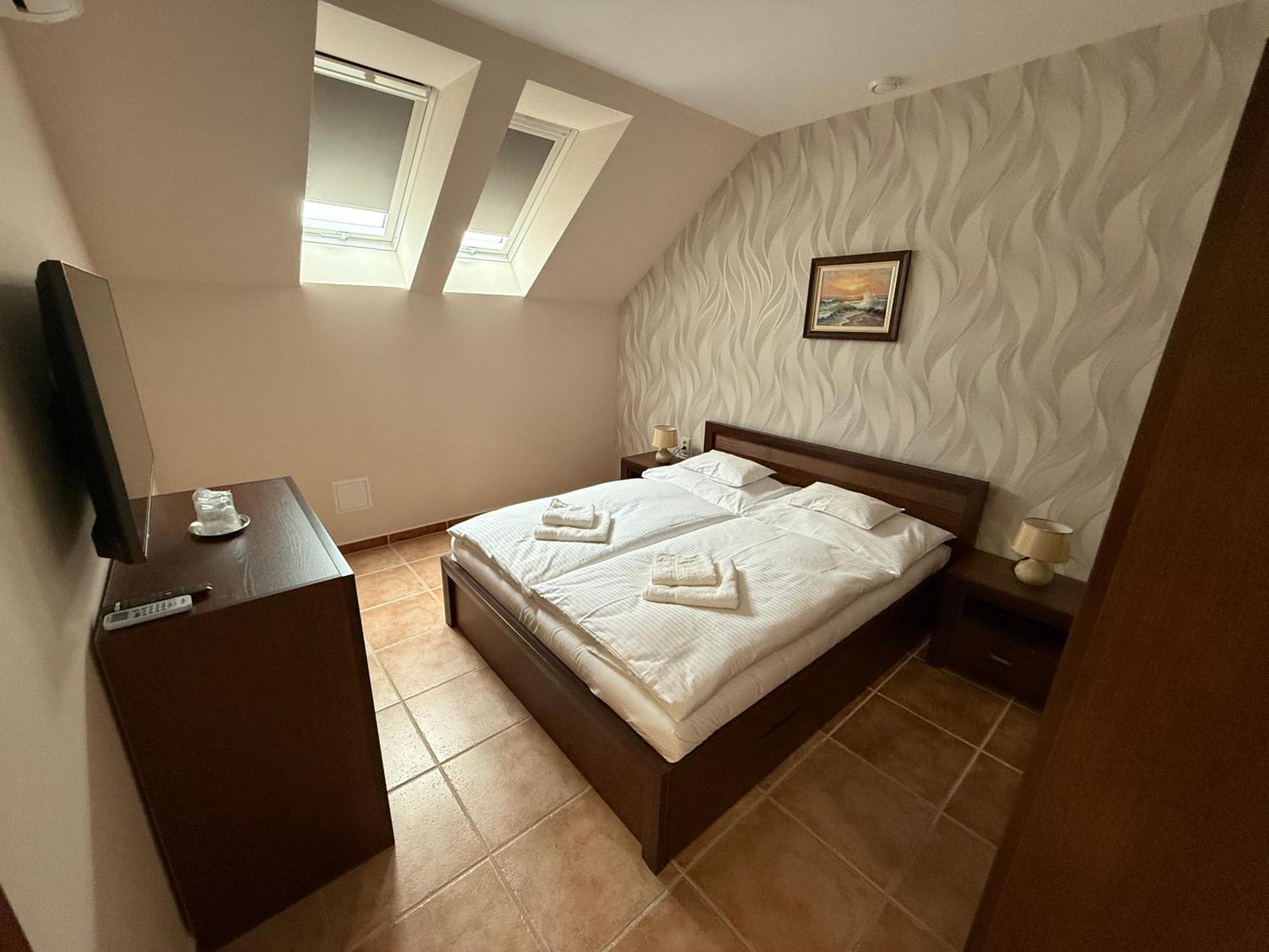 Spa & Wellness Hotel Orchidea Veľký Meder エクステリア 写真
